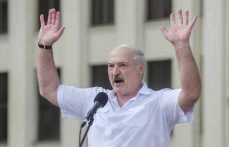 Глава Європейської ради безрезультатно намагався вийти на зв'язок з Лукашенком