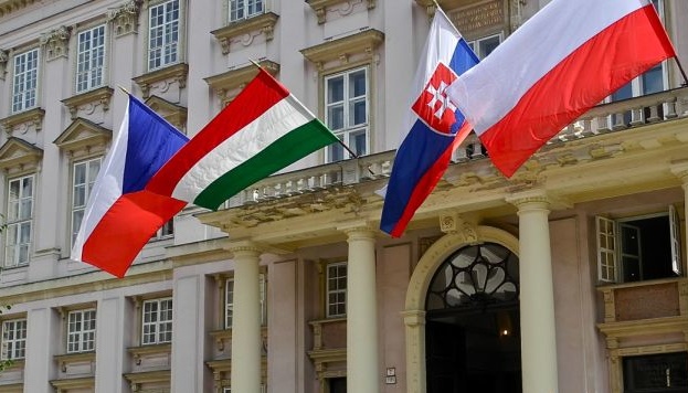 Президенты Польши, Словакии, Чехии и Венгрии призвали Лукашенко провести новые выборы