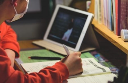 В школах «красной» зоны дети будут учиться онлайн — МОЗ