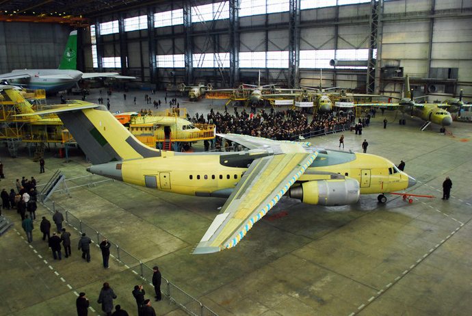 Україна збирається за європейські кошти будувати літаки на ДП «Антонов». Наскільки це реально?