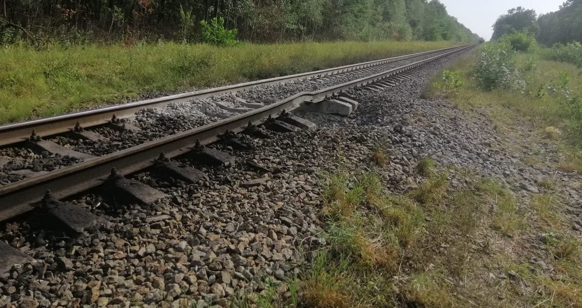На Житомирщині підірвали колію, якою рухався потяг із пальним — СБУ