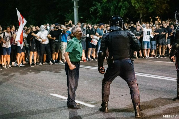 В Беларуси официально задержали 3 тысячи протестующих