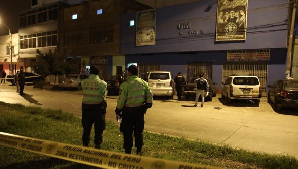 У Перу щонайменше 13 людей загинули під час тисняви у нічному клубі: вони намагалися втекти від поліцейських