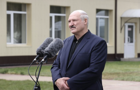Лукашенко подтвердил, что на места бастующих в Беларуси работников госСМИ пригласили российских журналистов