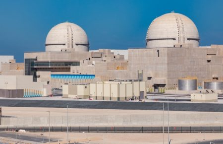 Першу в арабському світі атомну електростанцію запустили в ОАЕ