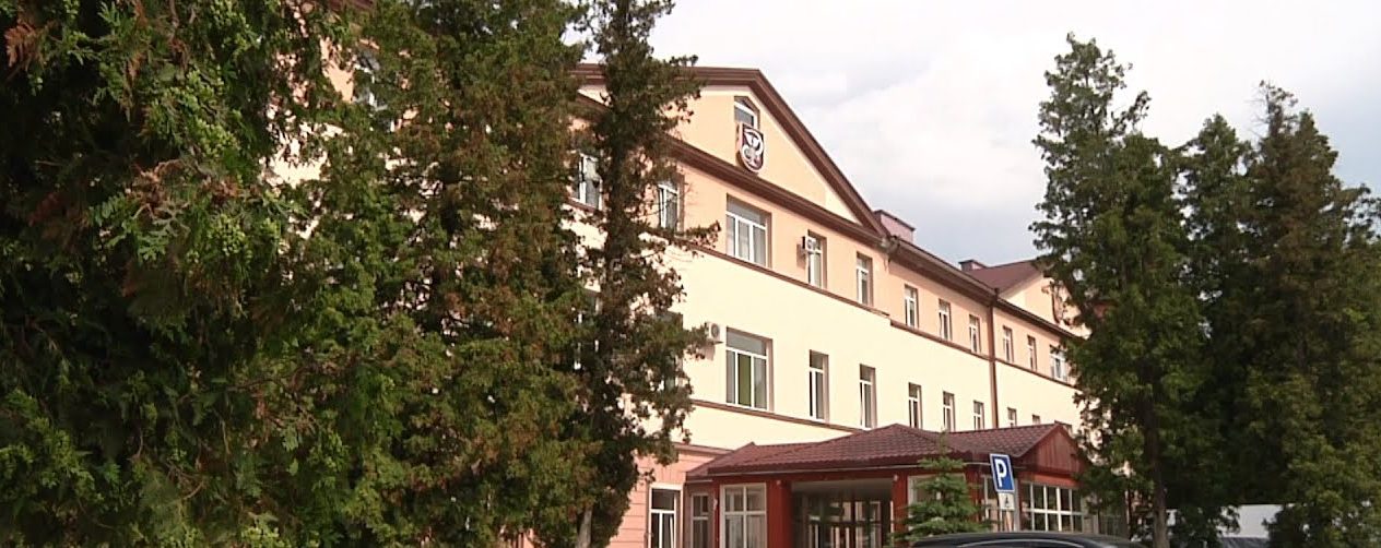 В первой городской клинической больнице Ивано-Франковска развернули дополнительные кровати в отделении интенсивной терапии