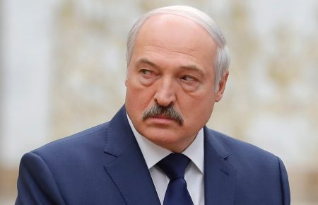 Лукашенко зробив нову заяву про «кольорові революції» та «війська НАТО на кордоні Білорусі»