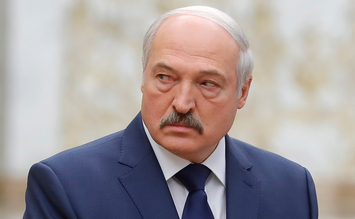 Лукашенко зробив нову заяву про «кольорові революції» та «війська НАТО на кордоні Білорусі»