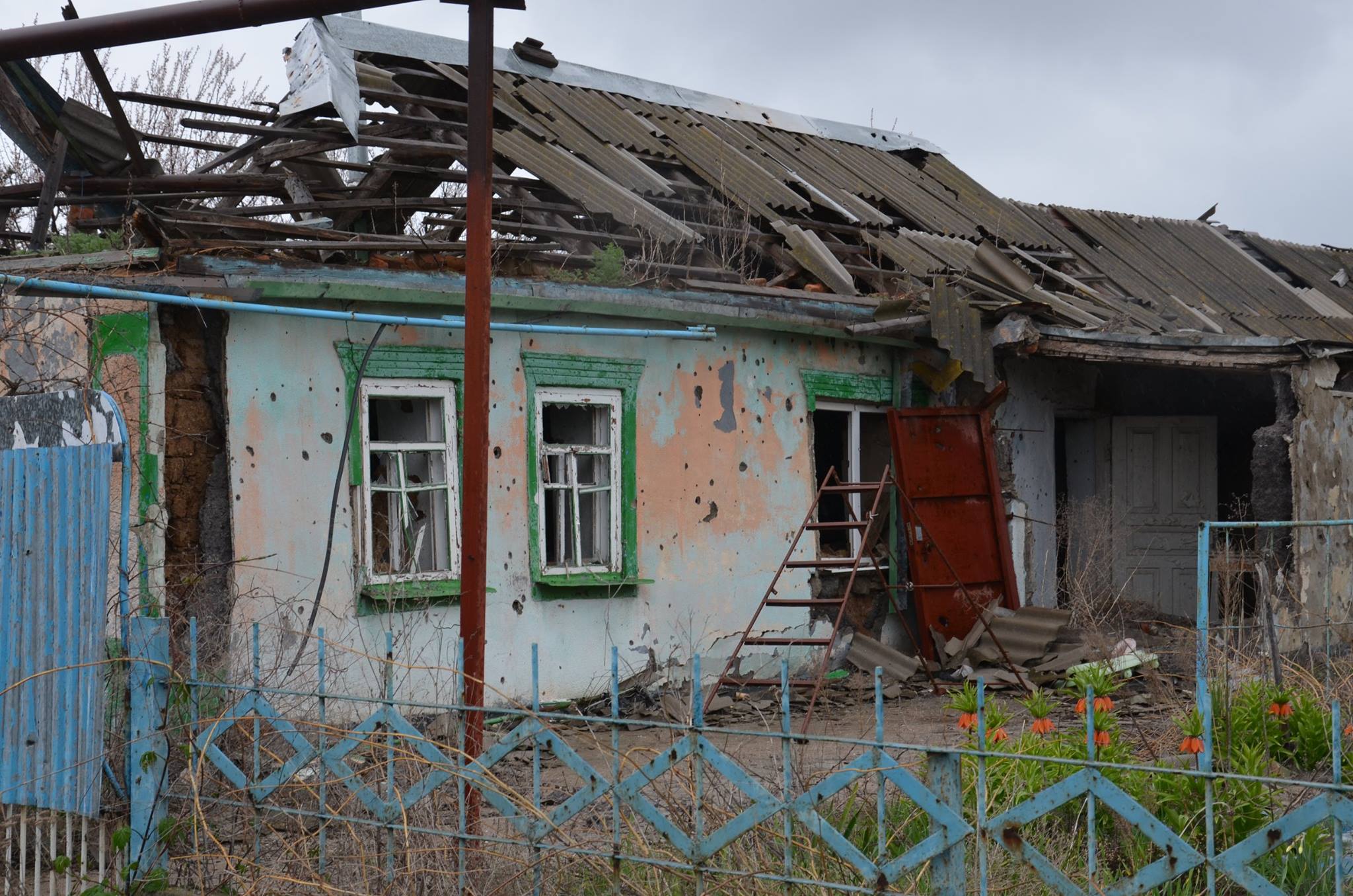 Ідеологію не завжди доречно чіпати, коли йдеться про людські страждання і втрату життів – переселенка з Донбасу
