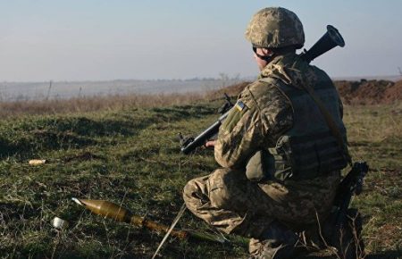На Донбасі бойовики обстріляли позиції українських військових — штаб ООС