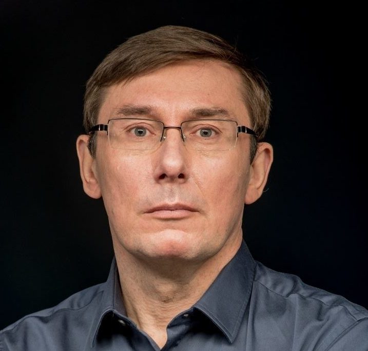 Экс-генпрокурор Юрий Луценко сообщил, что перенес операцию в связи с онкозаболеванием