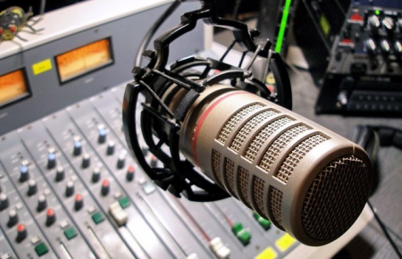 Юристы «Прямого» обжалуют решение Нацсовета об аннулировании лицензии радио