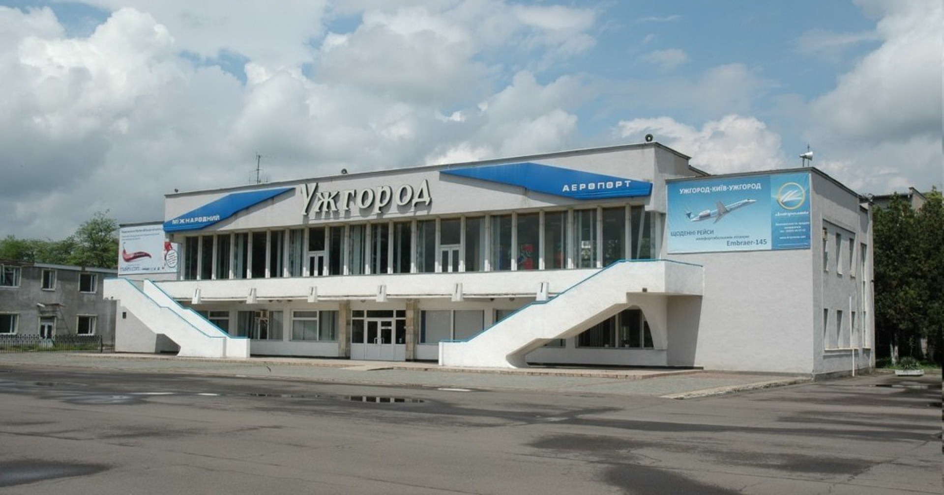 Україна і Словаччина підписали угоду, що розблокує роботу аеропорту «Ужгород» — Кулеба