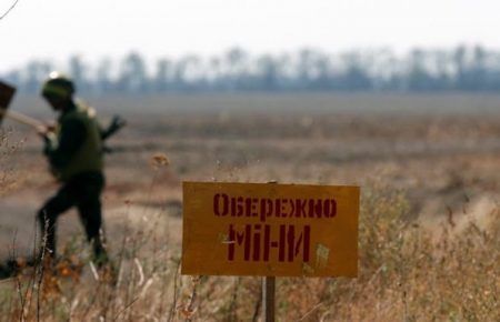 Двоє українських військових підірвались на Донбасі
