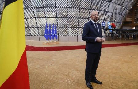 Саміт ЄС перенесли: Президент Євроради пішов на самоізоляцію через підозру на COVID-19