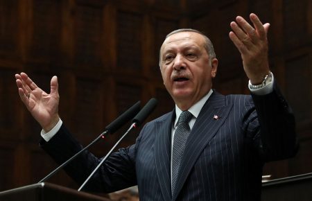 Турецьке МЗС викликало посла Греції через образливий заголовок про Ердогана