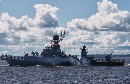 У Данії російський військовий корабель зіткнувся із контейнеровозом