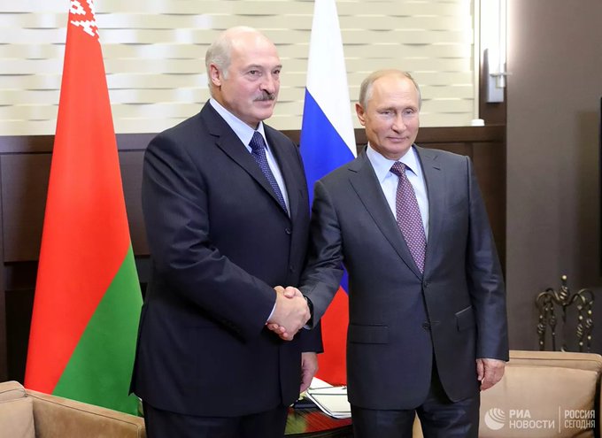 «Тісніше триматися старшого брата»: Лукашенко та Путін розпочали переговори у Сочі (ВІДЕО)