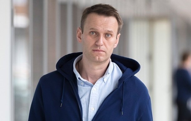 Навального виписали з клініки