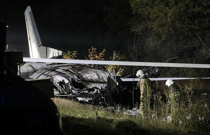 Шмыгаль: У Минобороны достаточно средств для выплат компенсаций семьям погибших в результате авиакатастрофы Ан-26 на Харьковщине