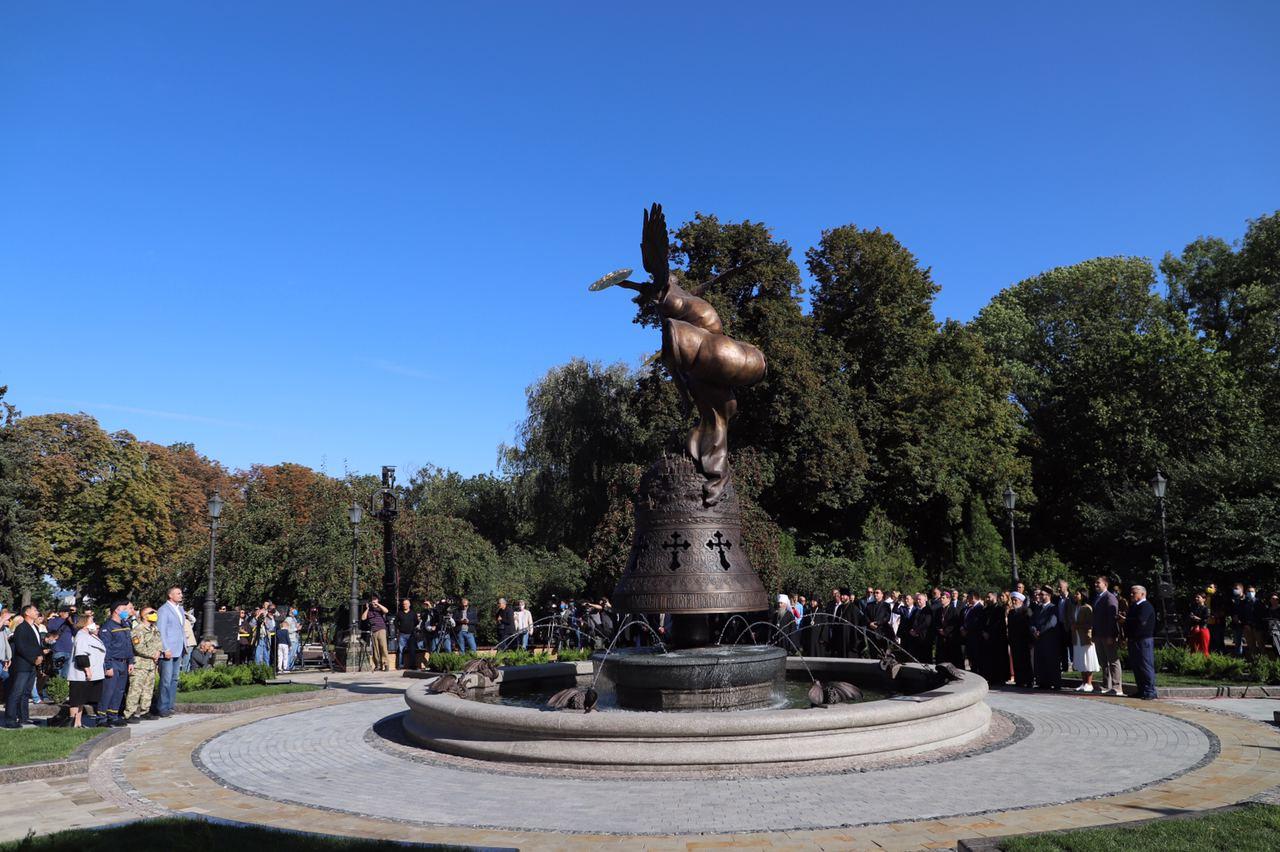 У київському парку «Володимирська гірка» відкрили новий фонтан