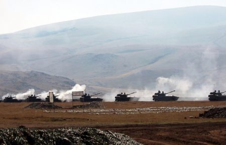 Конфликт в Нагорном Карабахе некорректно сравнивать с войной на Донбассе — Эйгельсон