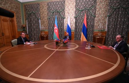 Конфлікт у Нагірному Карабаху: у Москві розпочалася зустріч глав МЗС Азербайджану, Вірменії та Росії