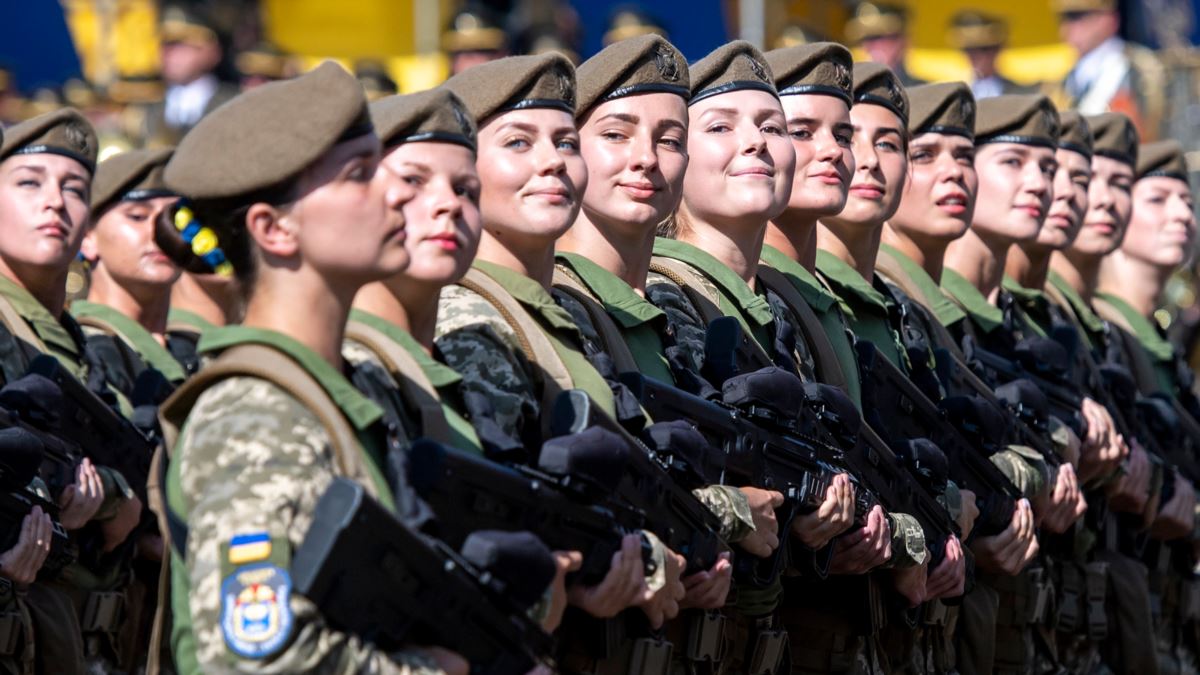 «Не так страшны, когда командуют»: как война изменила восприятие женщины в армии