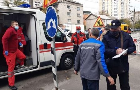 Авария на коллекторе в Киеве: один работник Киевводоканала умер в больнице