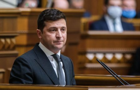 Зеленський відкликав з парламенту законопроєкт про припинення повноважень суддів КСУ