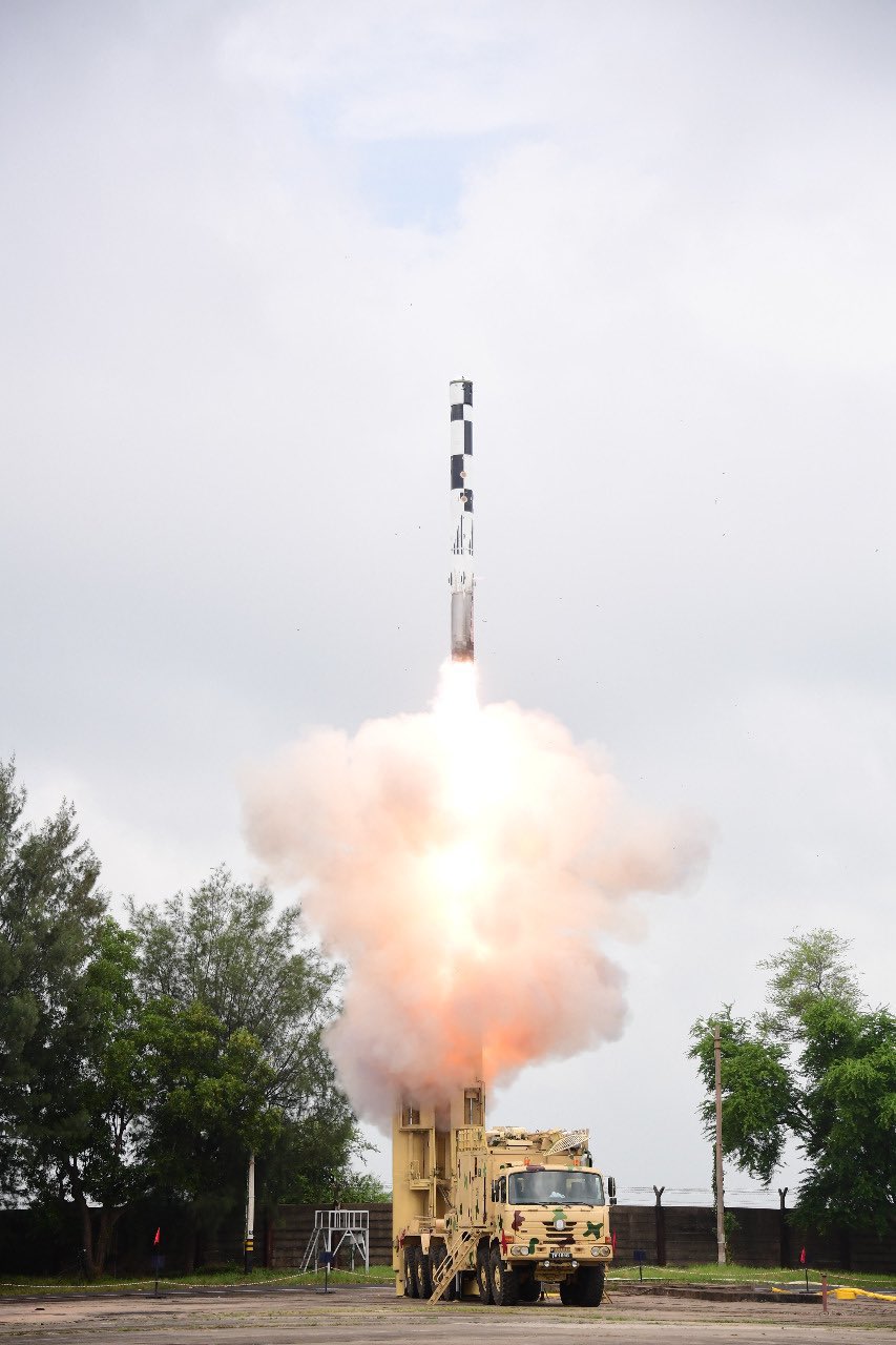 Індія випробувала нову надзвукову ракету, здатну нести ядерну боєголовку
