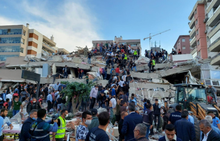 Землетрус у Туреччині: 12 загиблих, понад 400 постраждалих