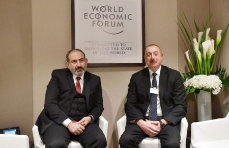 Лідери Вірменії та Азербайджану заявили, що готові провести переговори в Москві