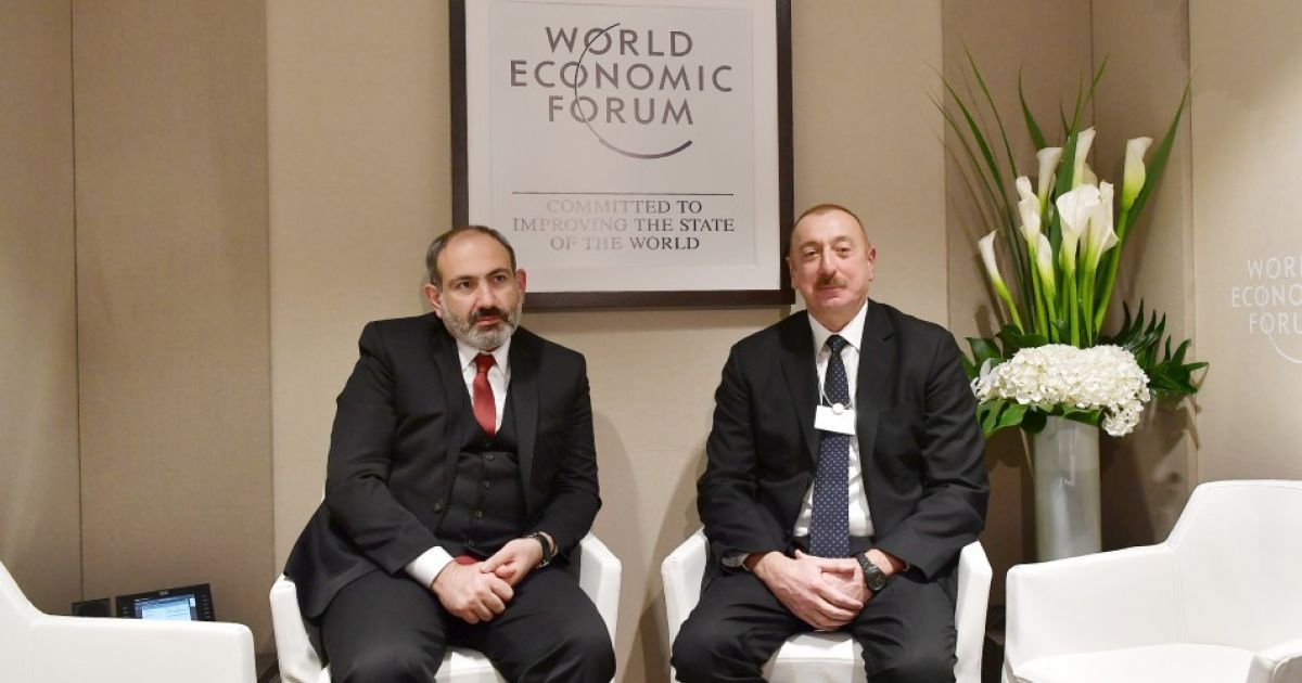 Лідери Вірменії та Азербайджану заявили, що готові провести переговори в Москві