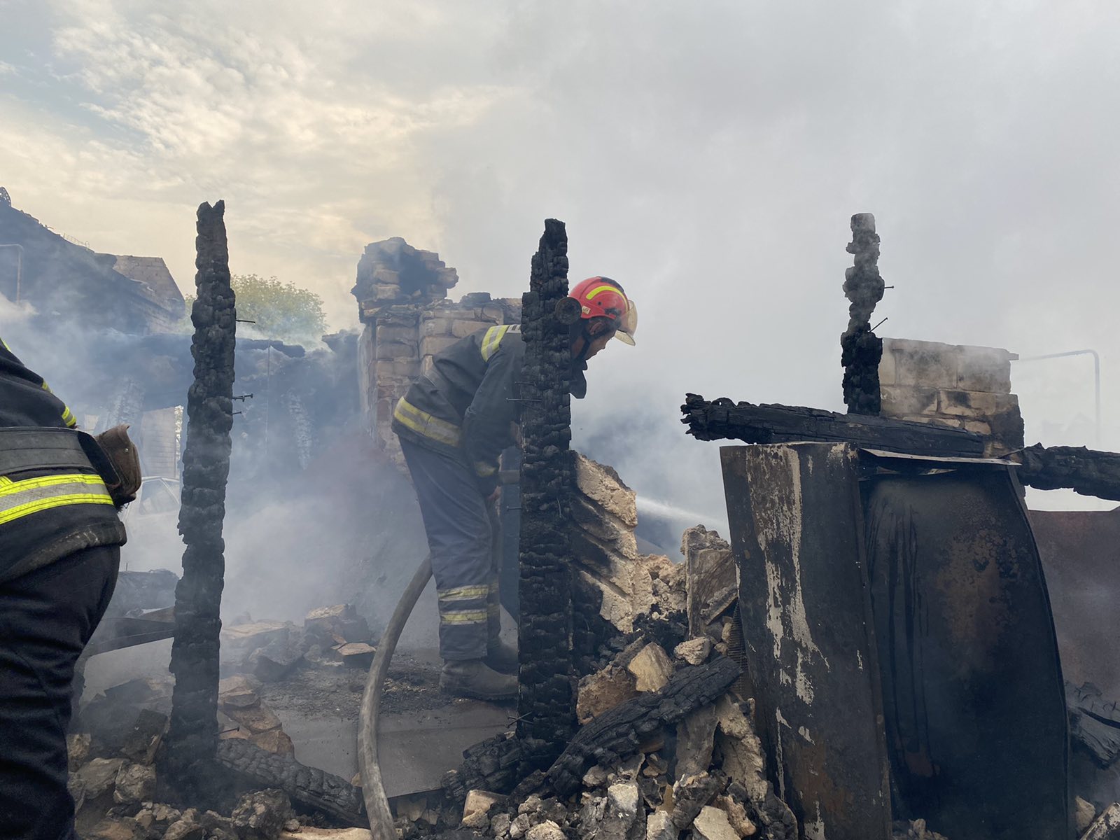 Внаслідок пожеж на Луганщині загинули дев'ятеро людей — ДСНС