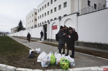 Це ненормально, що мій батько відзначає день народження у СІЗО — донька білоруського політв’язня Це ненормально, що мій батько відзначає день народження у СІЗО — донька білоруського політв’язня