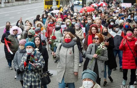 У Білорусі проти учасників акцій протесту порушили понад 900 кримінальних справ