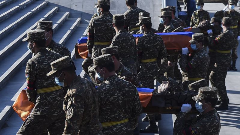 У Вірменії заявляють, що у боях за Карабах загинули понад 2300 військових