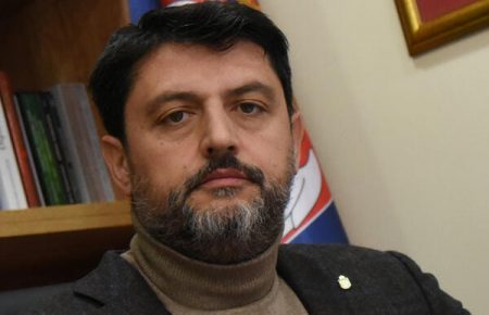 Посла Сербії у Чорногорії оголосили персоною нон-грата