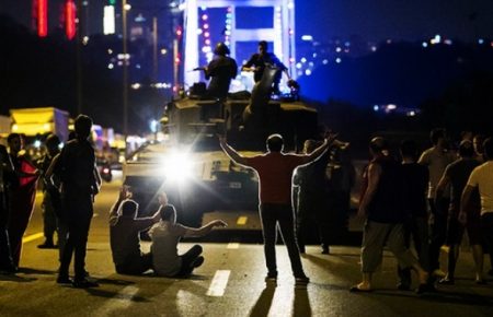 По 79 довічних термінів: У Туреччині суд ухвалив вироки учасникам держперевороту