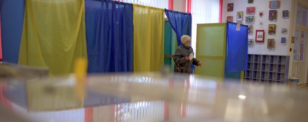 Другий тур виборів у Чернівцях: станом на 12:00 явка виборців склала 6,5% — ОПОРА