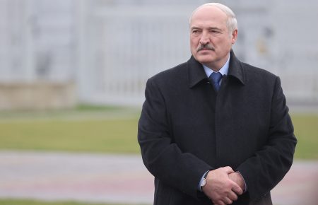 Лукашенко каже, що не проти, щоб бойовики «ЛНР» допитали Протасевича