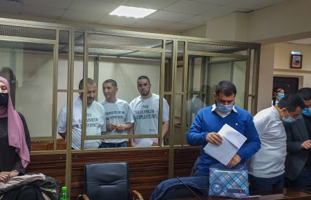 У Росії оголосили вирок фігурантам красногвардійської «справи Хізб ут-Тахрір»: кримські татари отримали від 12 до 17 років ув'язнення