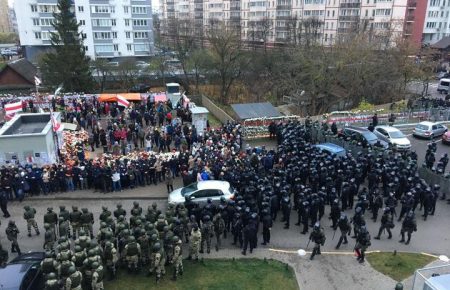 У Білорусі силовики затримали близько 400 протестувальників — правозахисники