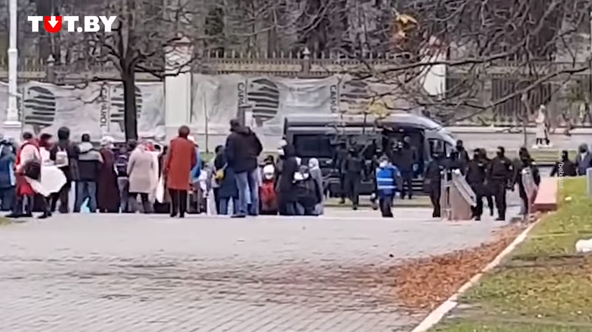 У Мінську на акції протесту медиків затримали близько 20 людей