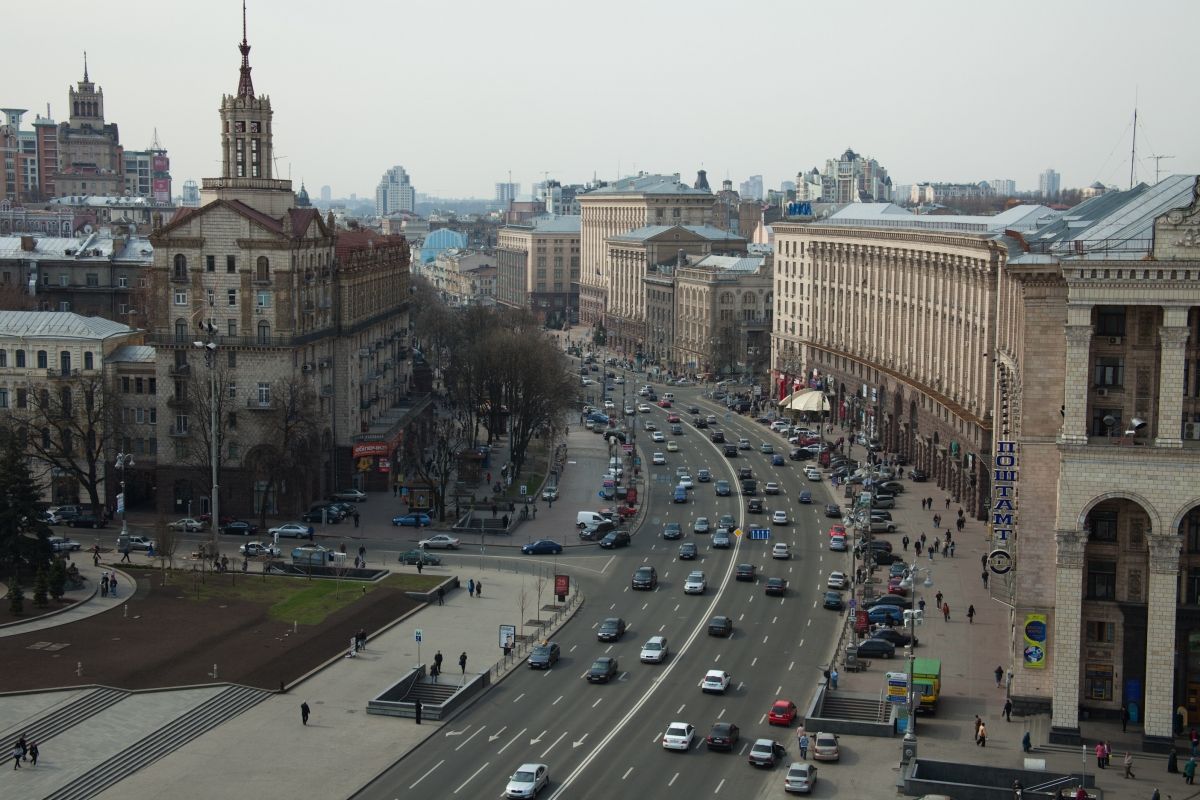 Наземные переходы, велодорожки и новый асфальт: как в Киеве планируют ремонтировать Крещатик?