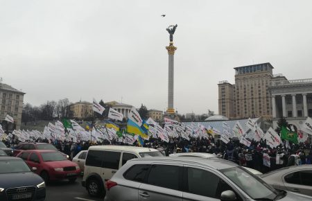 Центр Киева стоит в пробках из-за акции протеста ФОПов (фото)