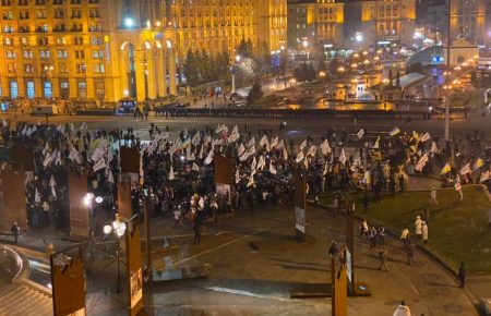 На Майдані Незалежності поліція демонтувала намети ФОПів
