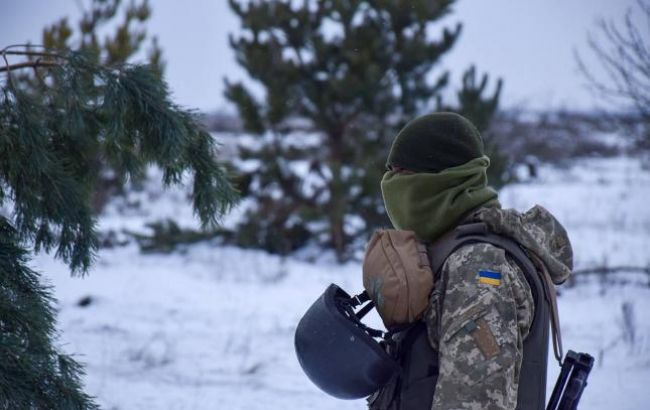 Снайпер бойовиків поранив військового на Донбасі — українська делегація в ТКГ