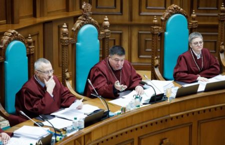 До вирішення конституційної кризи ще далеко — юрист Transparency International Ukraine